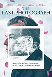 Watch Free The Last Photograph (2017)