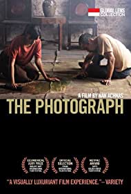 Watch Full Movie :The Photograph (2007)